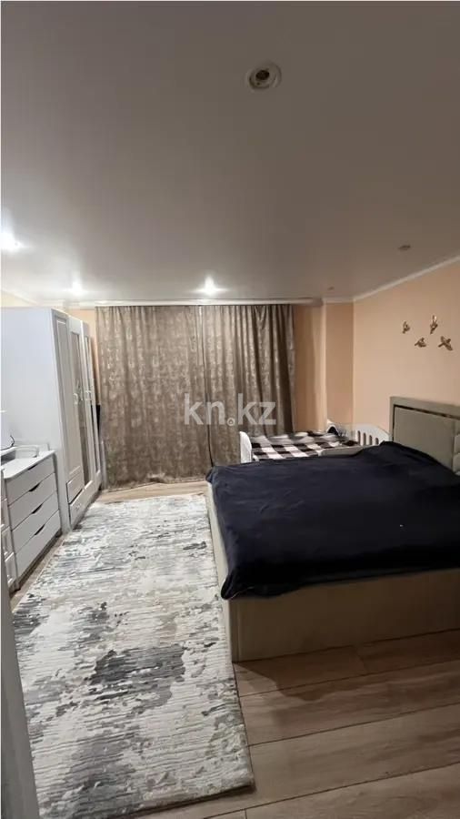 Продажа 2-комнатной квартиры, 70 м², ул. Ашимова, дом  24 в Караганде - фото 2