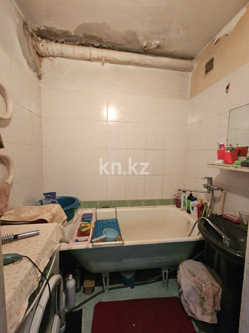 Продажа 4-комнатной квартиры, 78 м², пр. Бухар-жырау, дом  56/2 в Караганде - фото 21