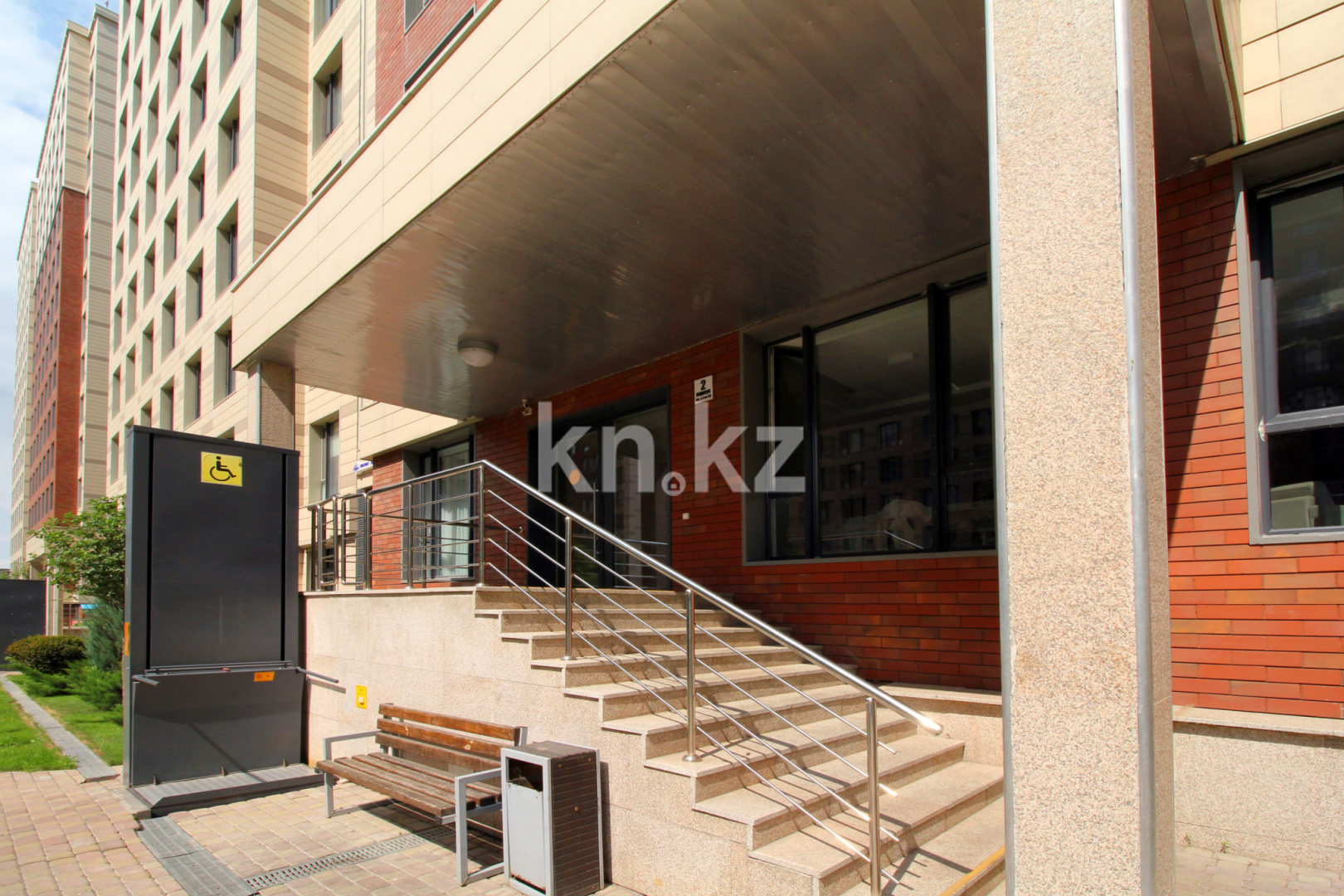 Аренда 1-комнатной квартиры посуточно, 40 м², пр. Абая, дом  109/6 - ул. Манаса в Алматы - фото 28