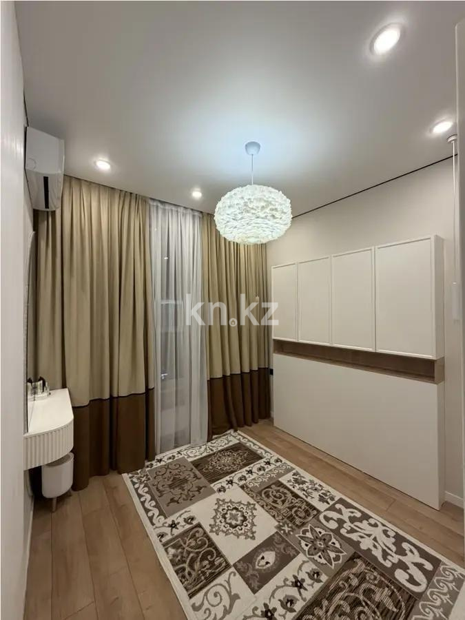Продажа 3-комнатной квартиры, 61.7 м², пр. Райымбека, дом  348/1 в Алматы - фото 2