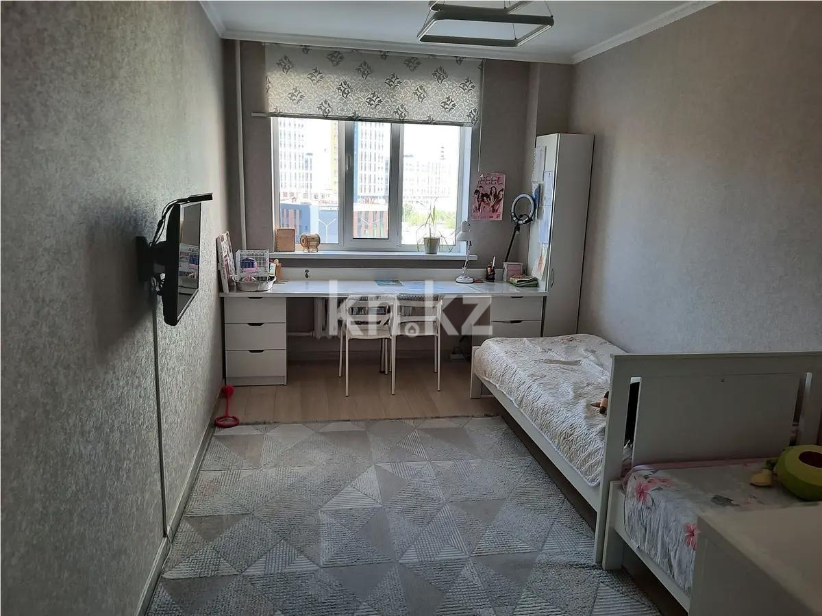 Продажа 3-комнатной квартиры, 94 м², пр. Кошкарбаева, дом  34 в Астане - фото 3