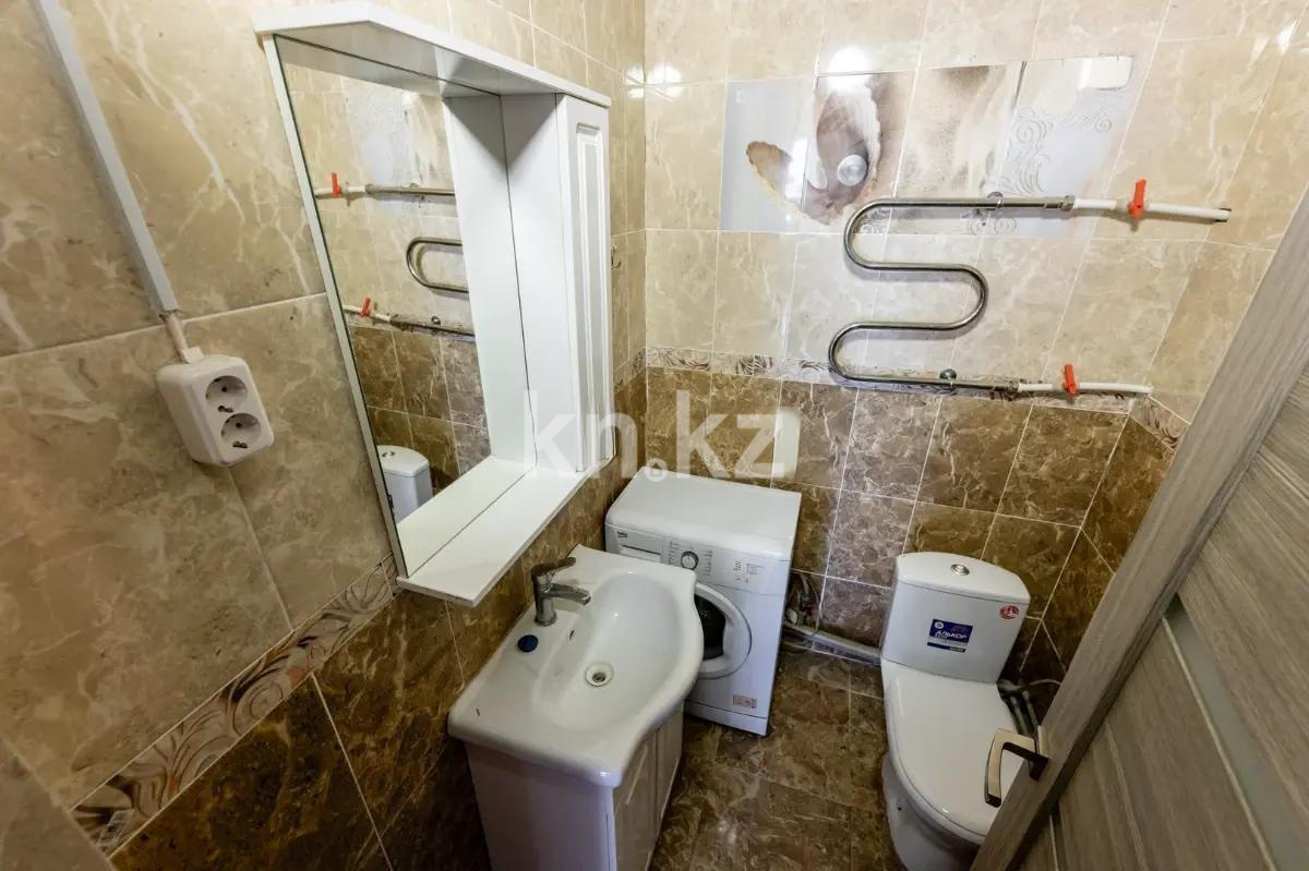 Продажа 3-комнатной квартиры, 95 м², ул. Туркестан, дом  34 в Астане - фото 5