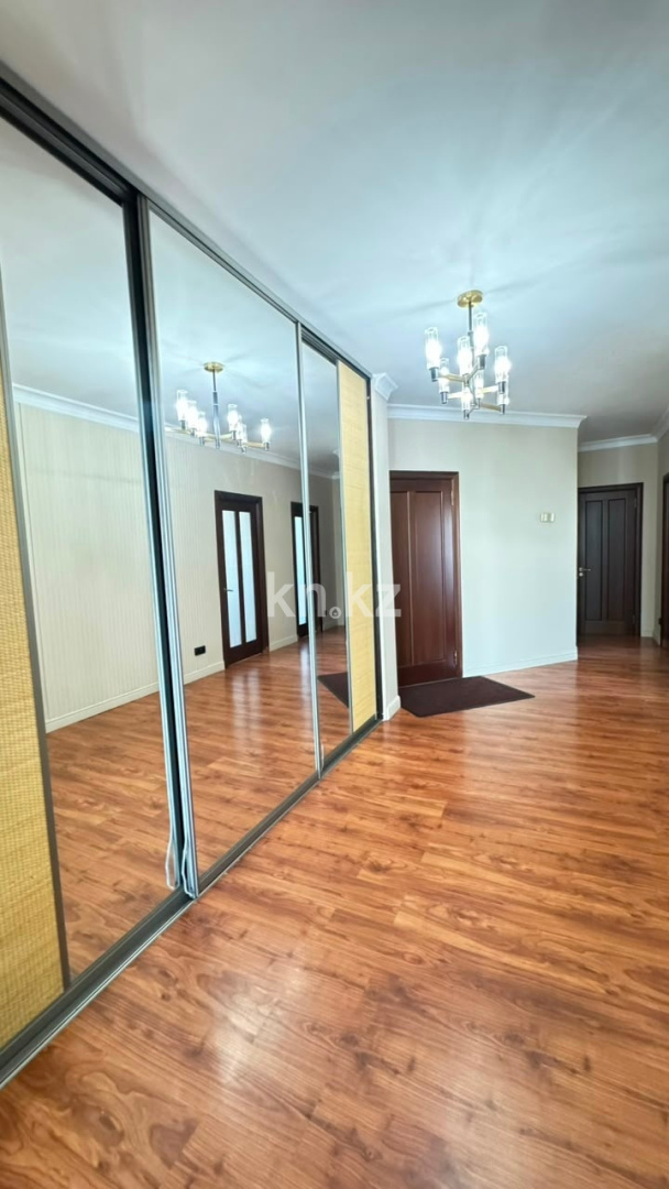 Продажа 2-комнатной квартиры, 81 м² в Астане - фото 8