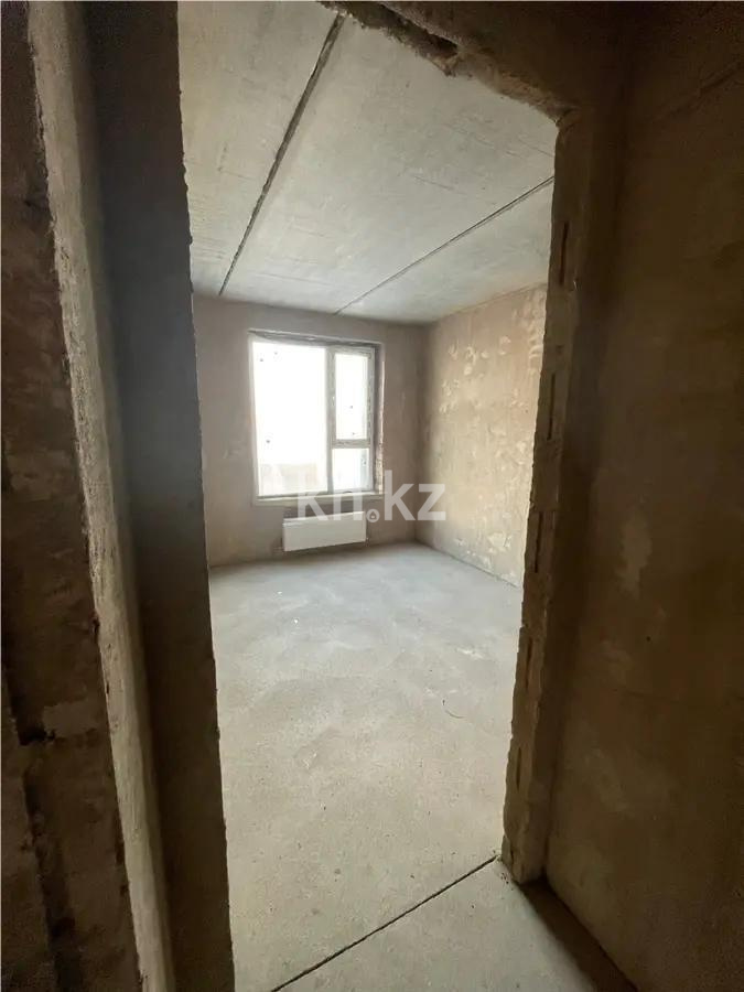 Продажа 1-комнатной квартиры, 38 м², ул. Караменде Би Шакаулы, дом  13 стр в Астане - фото 2