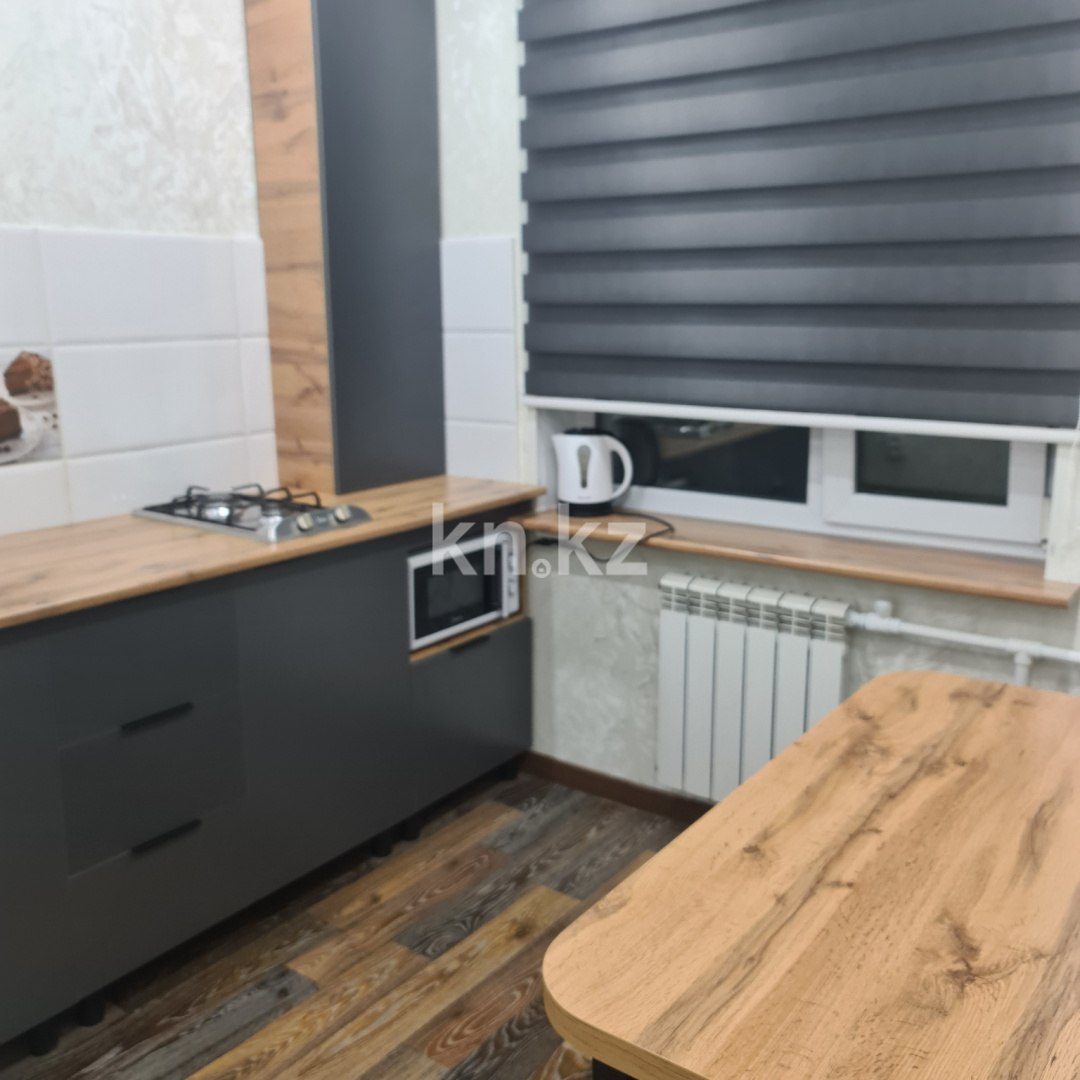 Аренда 2-комнатной квартиры посуточно, 45 м², ул. Комиссарова, дом  26 в Караганде - фото 5