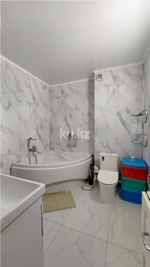 Продажа 4-комнатной квартиры, 145 м², ул. Жуалы, дом  1 в Алматы - фото 7