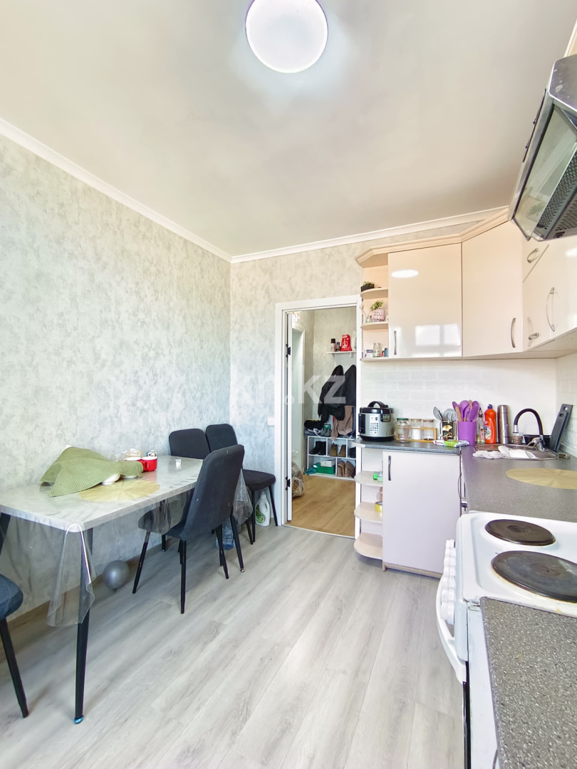 Продажа 2-комнатной квартиры, 52 м², пр. Республики, дом  18/2 в Караганде - фото 7