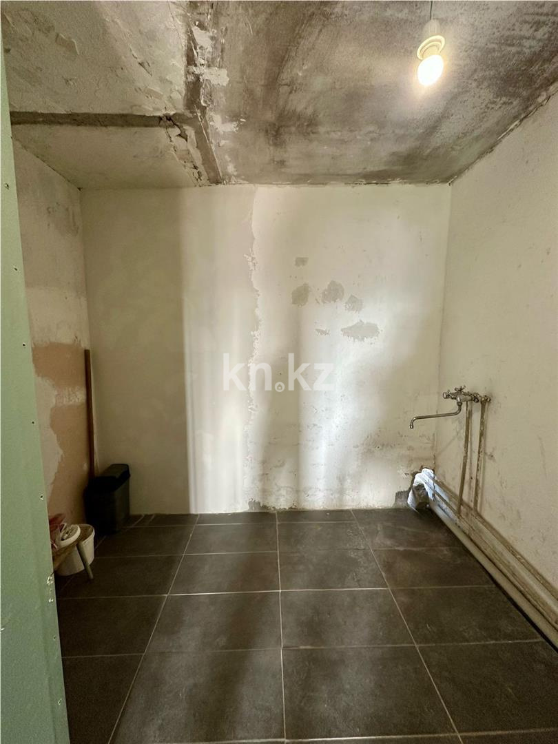 Продажа 3-комнатной квартиры, 65 м², ул. Абая в Темиртау - фото 9