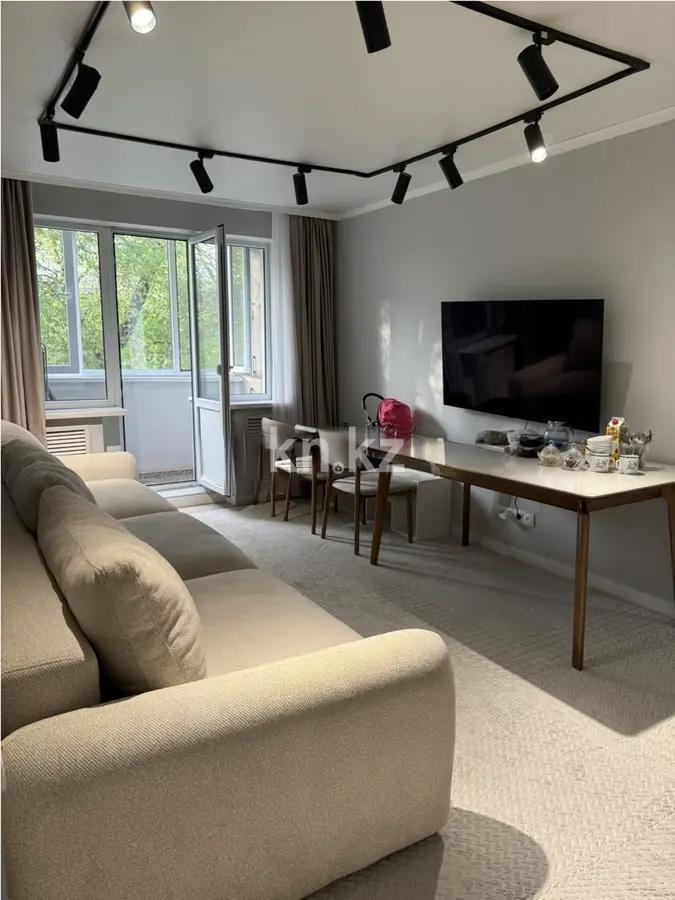 Продажа 3-комнатной квартиры, 60 м², мкр-н 5, дом  19 в Алматы