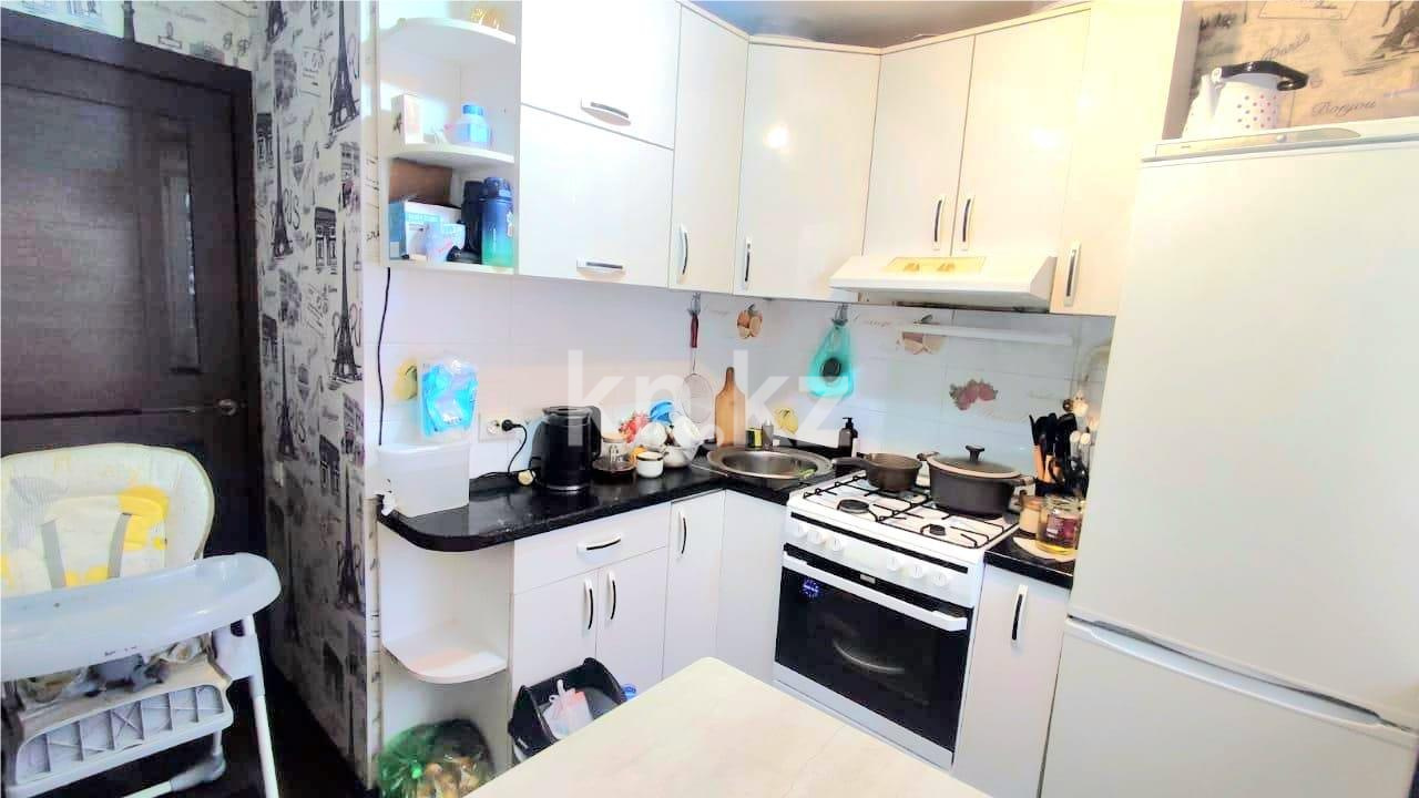 Продажа 2-комнатной квартиры, 43 м², 17 мкр. в Караганде - фото 3