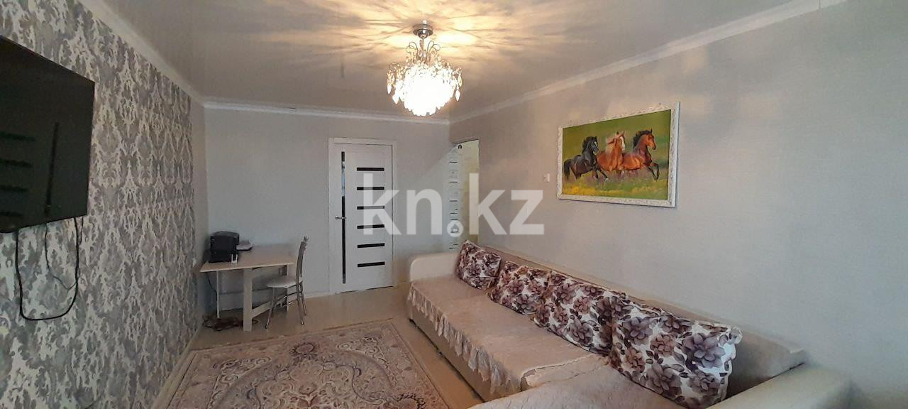 Продажа 2-комнатной квартиры, 44 м², мкр-н 23 в Караганде - фото 3