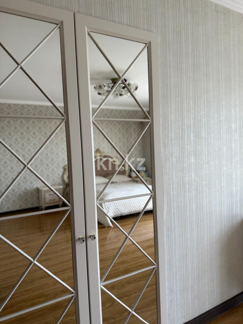 Продажа 5-комнатного дома, 300 м², ул. Космонавтов в Караганде - фото 7