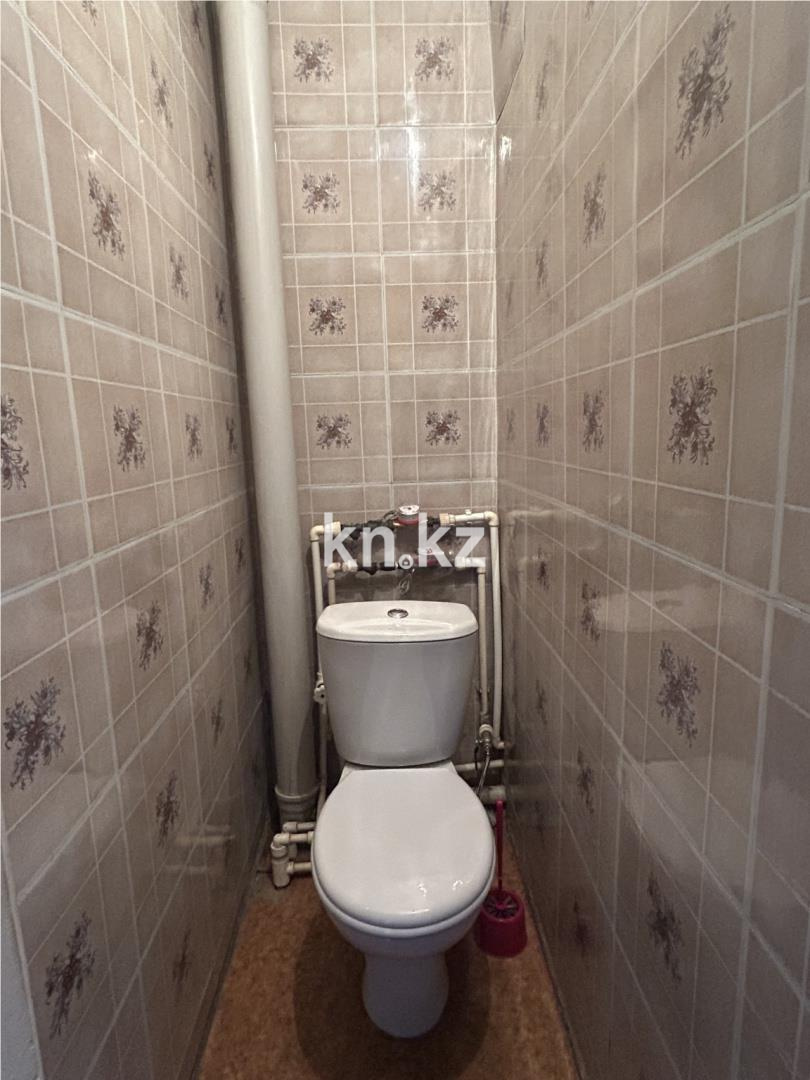 Продажа 4-комнатной квартиры, 76 м², 1 кв-л в Караганде - фото 6