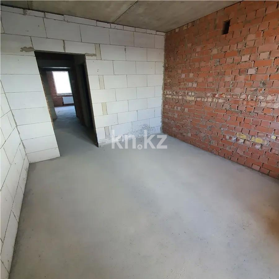 Продажа 1-комнатной квартиры, 40 м², ул. Тынышбайулы, дом  5 в Астане - фото 3