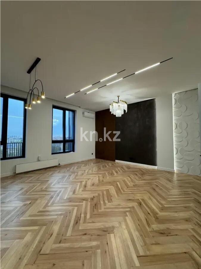 Продажа 4-комнатной квартиры, 170.2 м² в Астане - фото 2