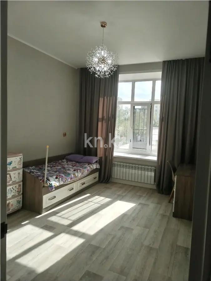 Продажа 2-комнатной квартиры, 70 м², ул. Сатыбалдина в Караганде - фото 2