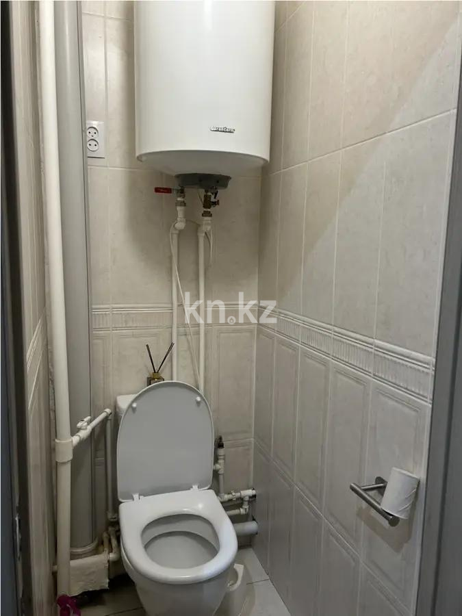 Продажа 3-комнатной квартиры, 69 м², пр. Шахтеров, дом  5 в Караганде - фото 4