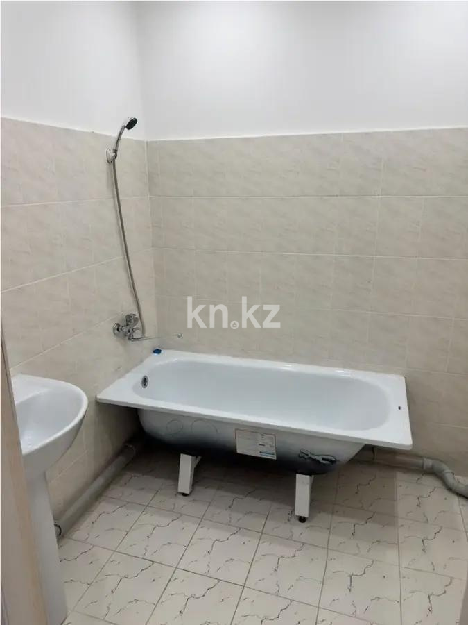 Продажа 2-комнатной квартиры, 72 м² в Алматы - фото 4