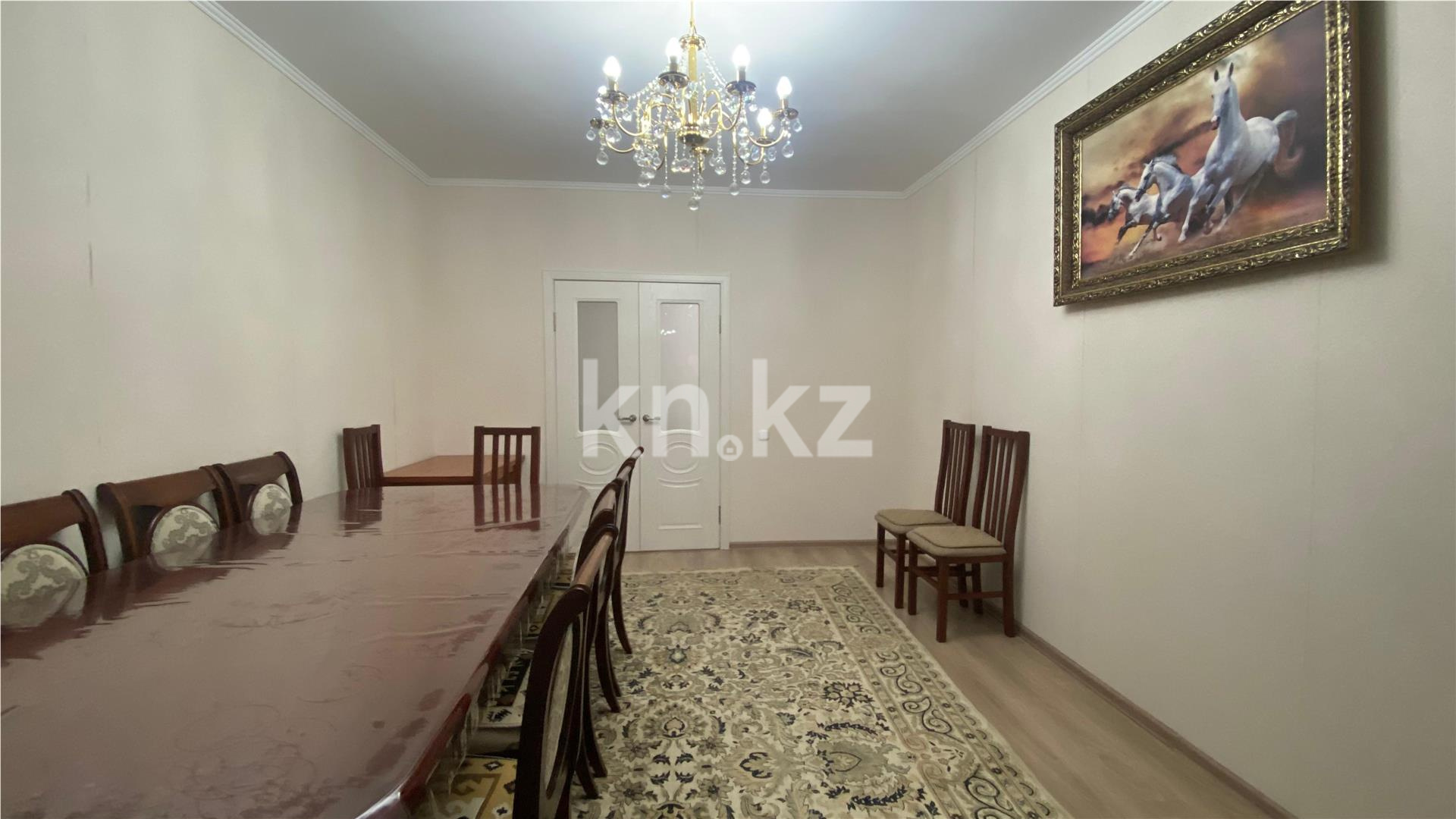 Продажа 3-комнатной квартиры, 87 м², пр. Шахтеров в Караганде