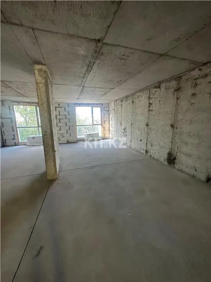 Продажа 4-комнатной квартиры, 107 м², ул. Толе би, дом  285/8 в Алматы - фото 3