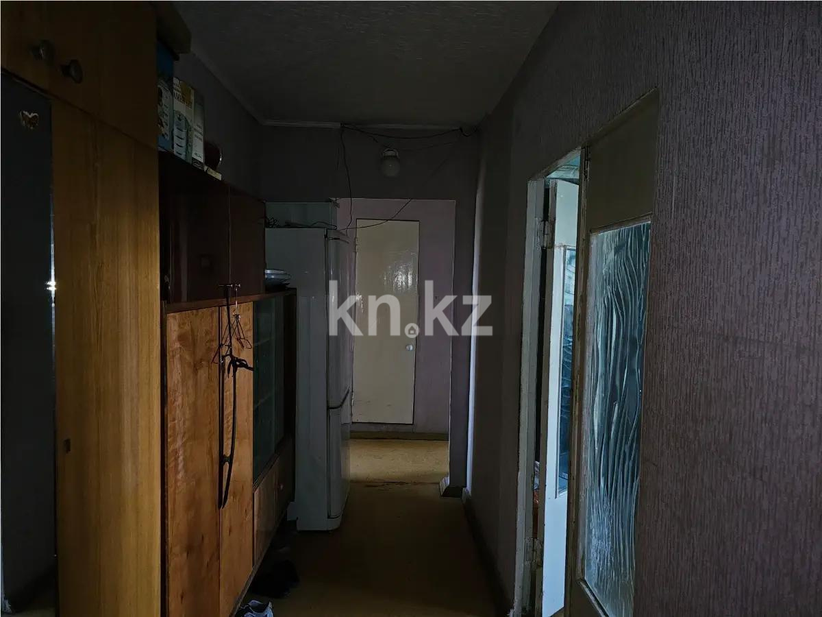 Продажа 4-комнатной квартиры, 76 м², ул. Гапеева, дом  12 в Караганде - фото 8