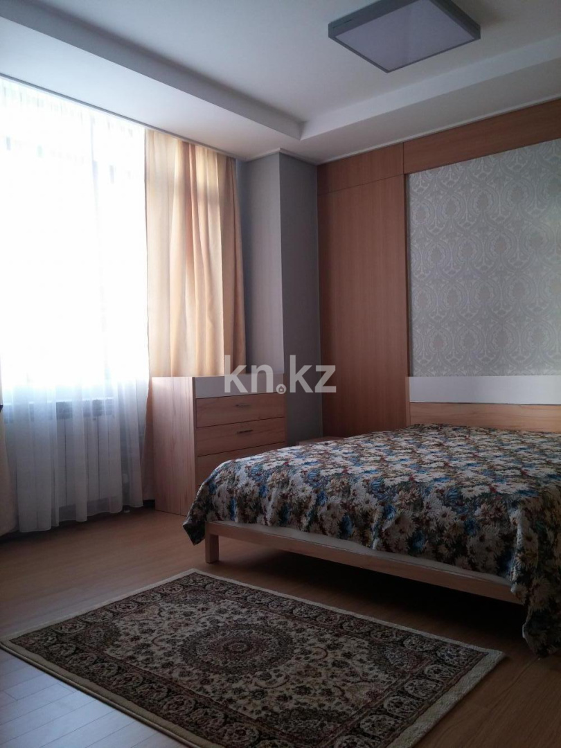 Аренда 2-комнатной квартиры, 70 м² в Астане
