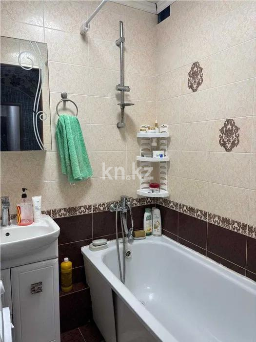 Продажа 2-комнатной квартиры, 49 м², ул. Таттимбета в Караганде - фото 4