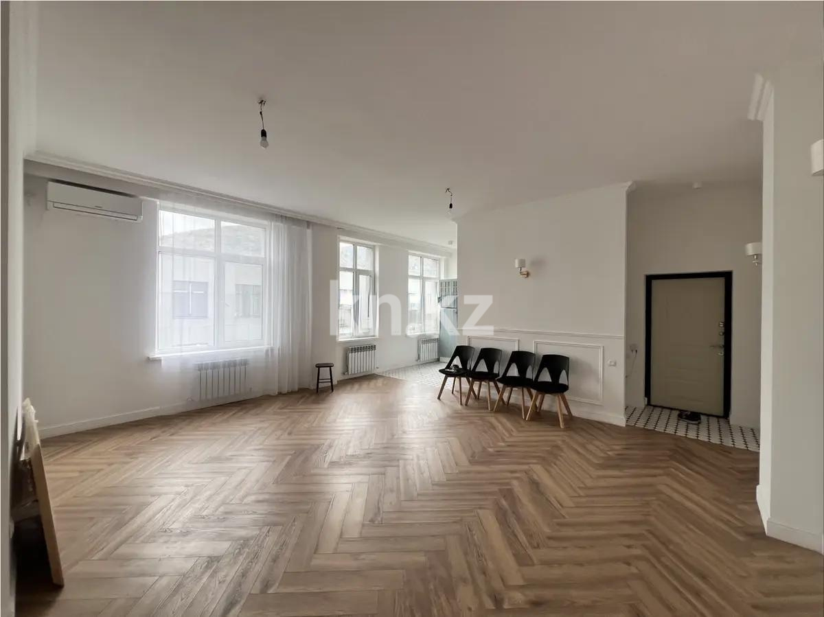 Продажа 3-комнатной квартиры, 89.2 м², ул. 16-я, дом  5 в Алматы