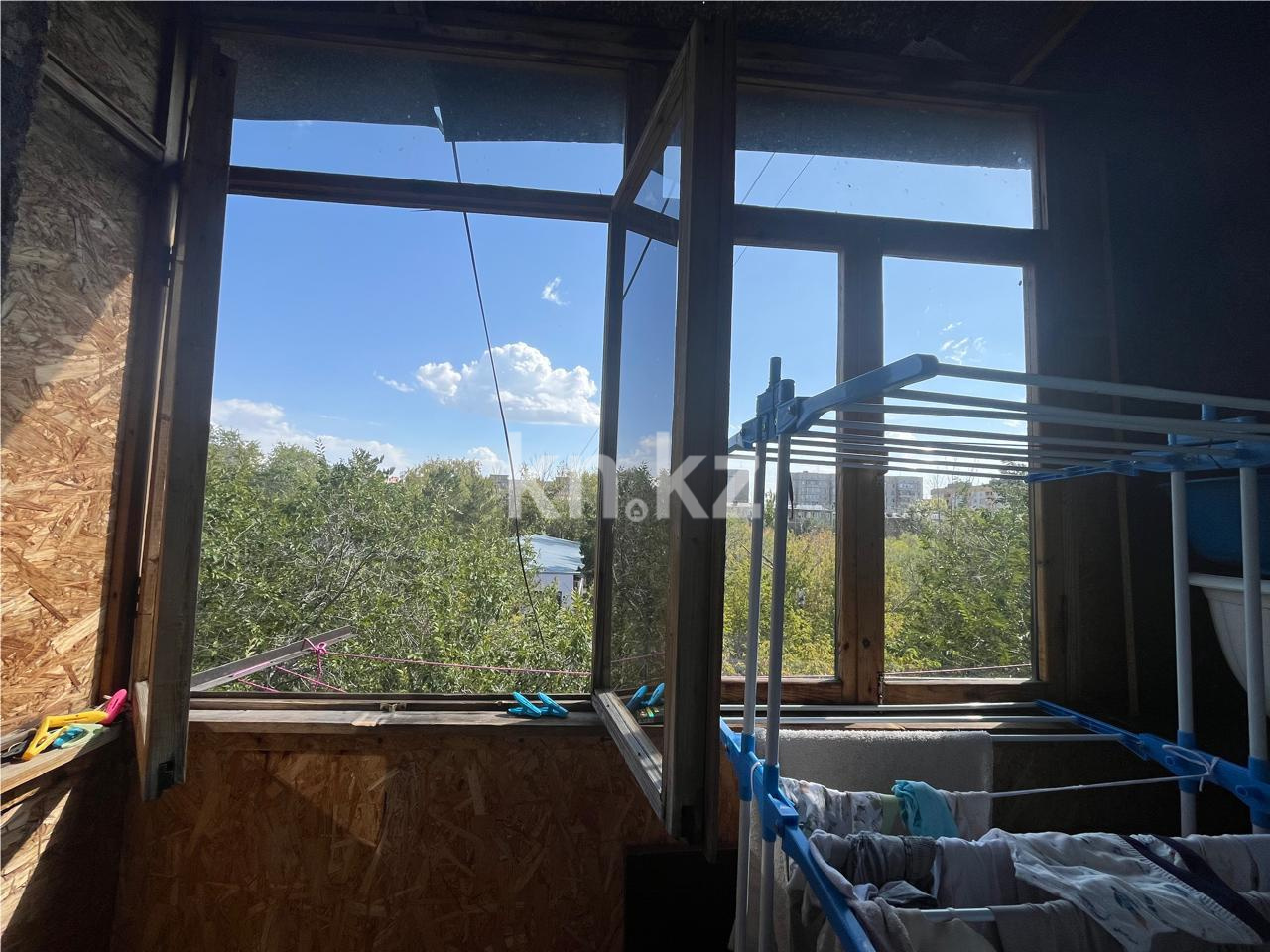 Продажа 4-комнатной квартиры, 63 м², пр. Строителей, дом  17 в Караганде - фото 11