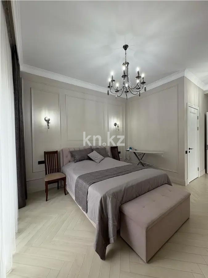 Продажа 3-комнатной квартиры, 136 м², мкр. Акжар, дом  3/10 в Алматы - фото 2