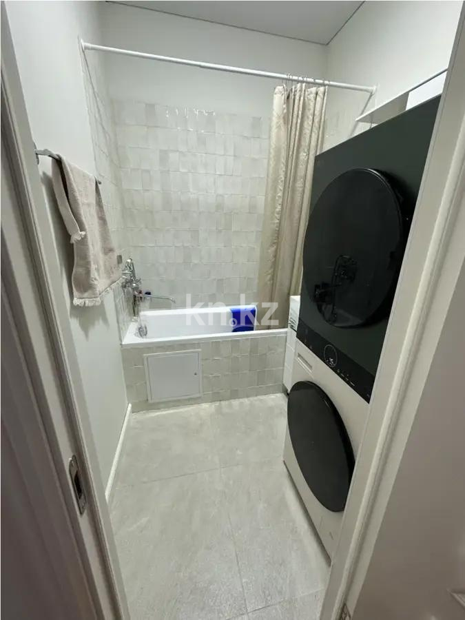 Продажа 3-комнатной квартиры, 68 м², ул. Торекулова, дом  95 в Алматы - фото 4