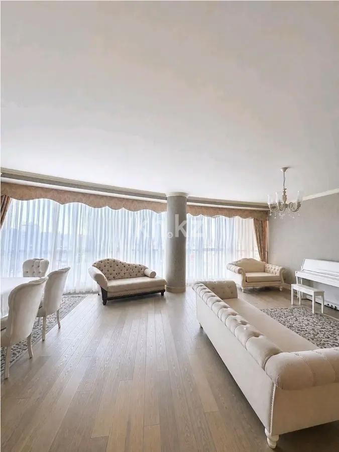 Продажа 4-комнатной квартиры, 157 м² в Астане