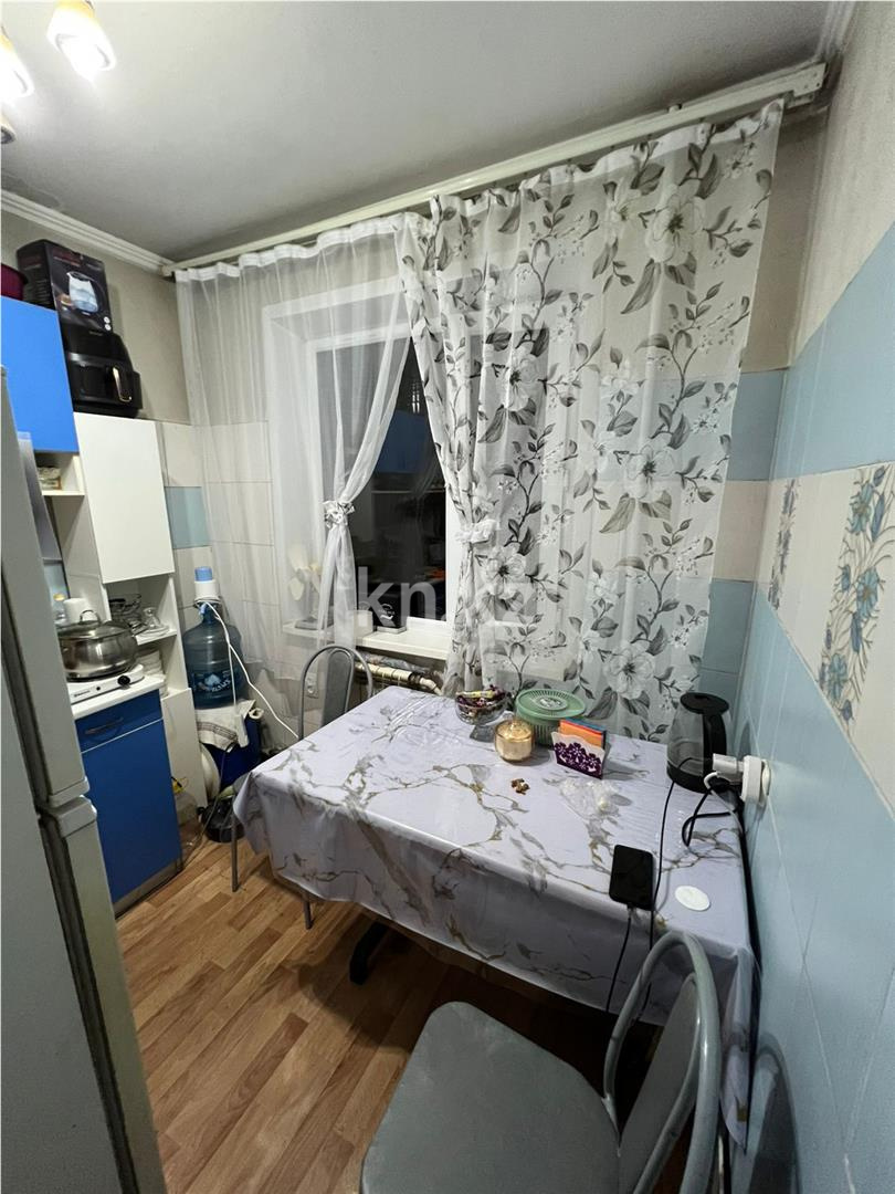 Продажа 2-комнатной квартиры, 44 м², мкр-н 16 в Караганде - фото 3