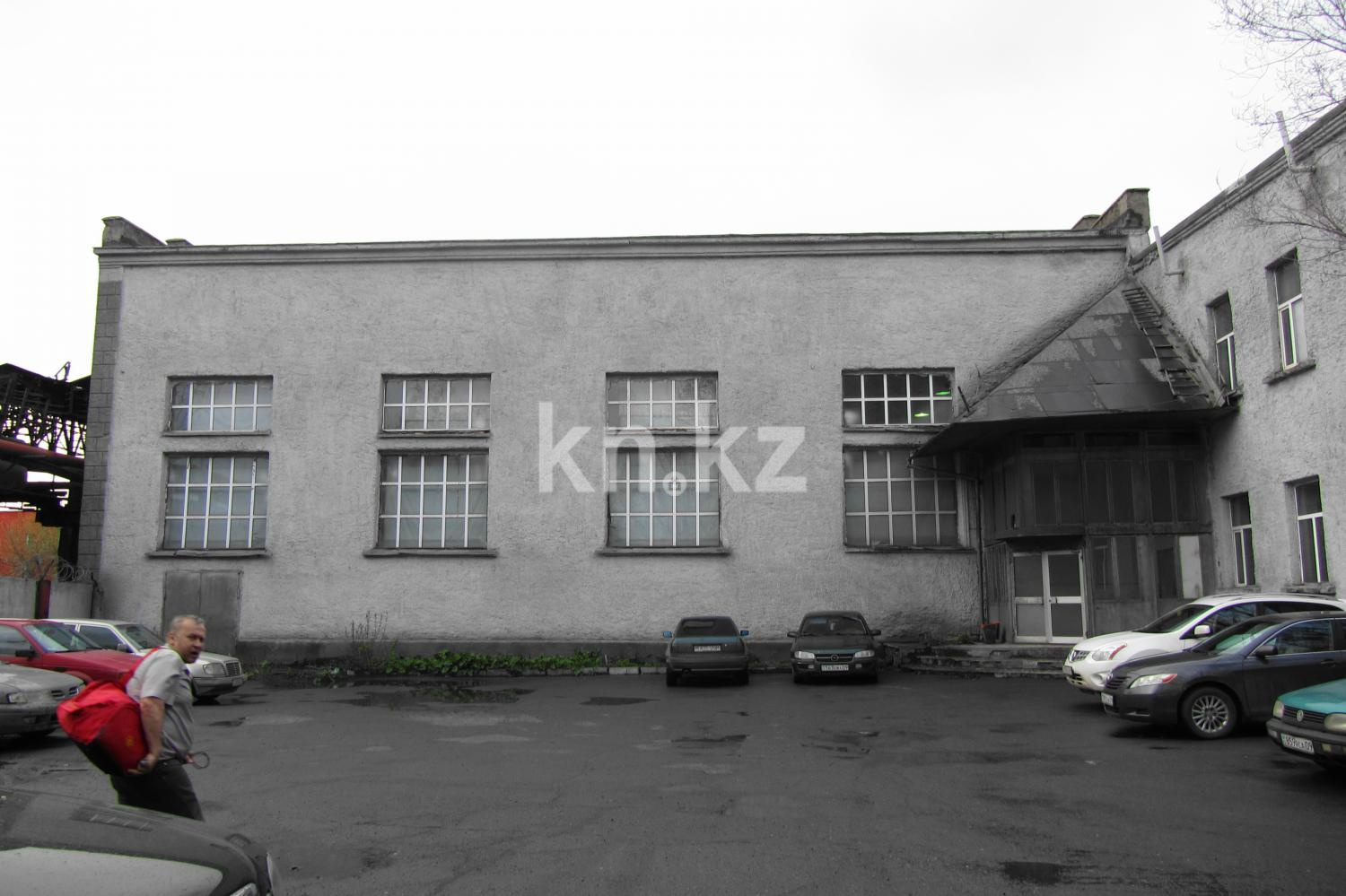 Продажа , 1400 м², Район шахты 50 лет Октябрьской революции в Караганде