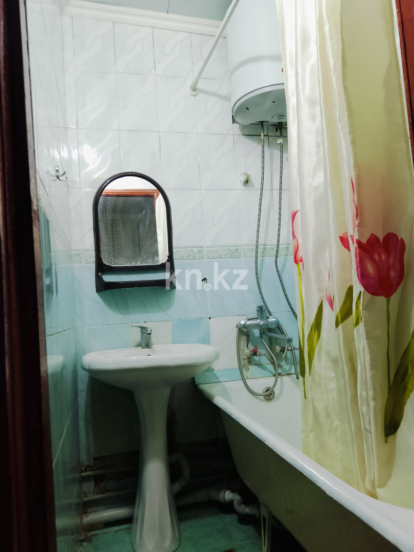 Продажа 4-комнатной квартиры, 77.5 м², Самал, дом  14 в Таразе - фото 12