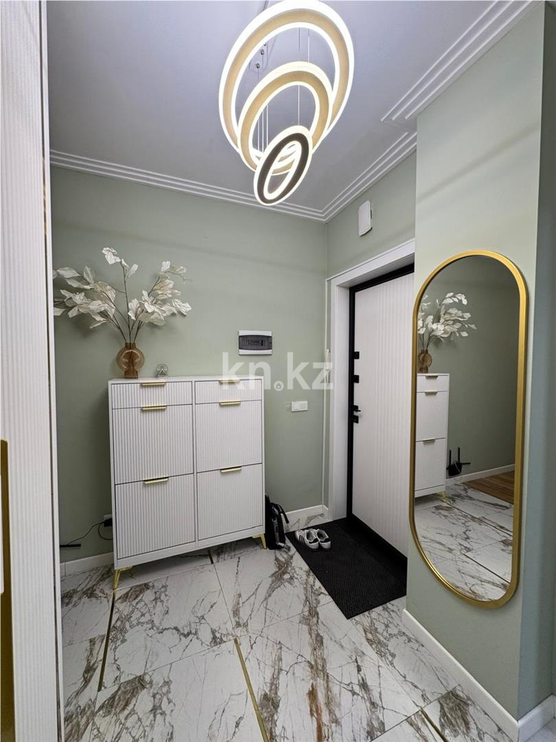 Продажа 4-комнатной квартиры, 100 м², ул. Сауран в Астане - фото 9