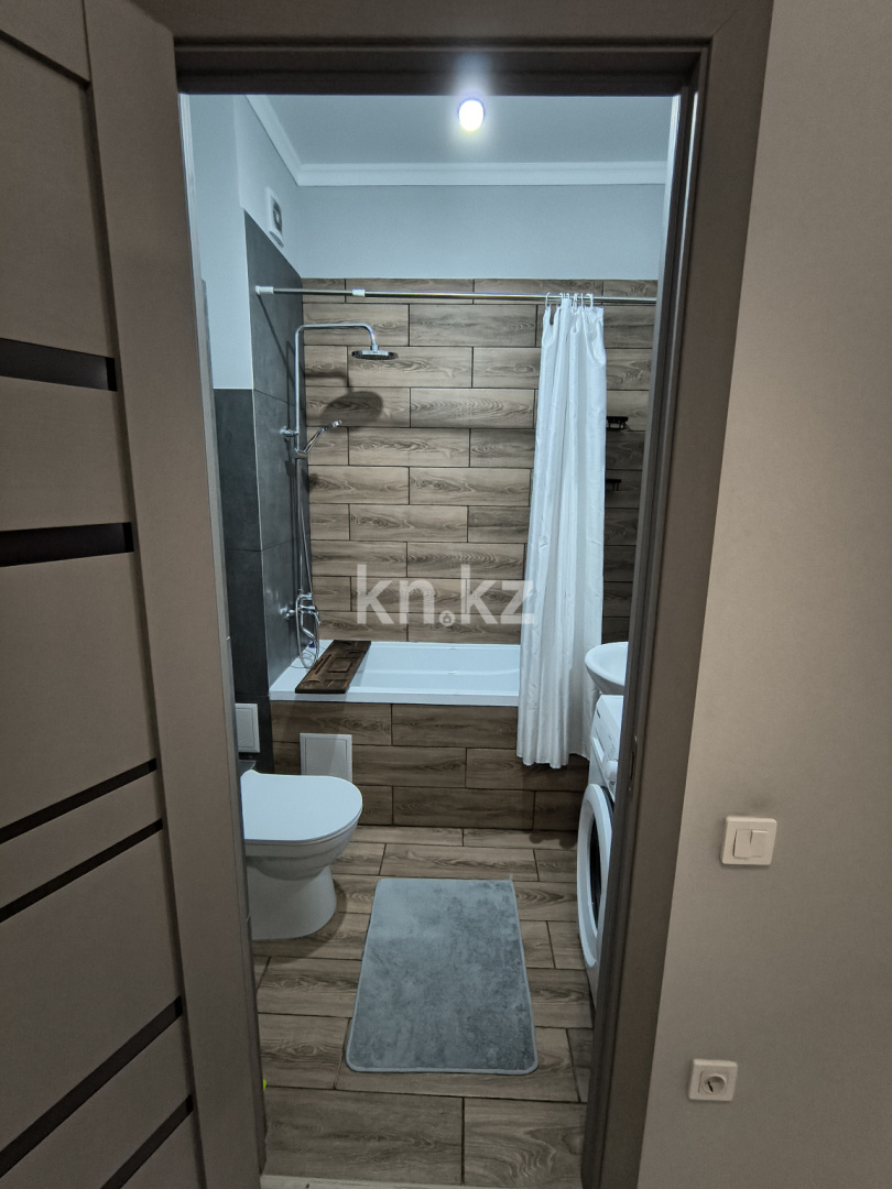 Аренда 1-комнатной квартиры, 34 м², пр. Назарбаева, дом  28А - Раимбека в Алматы - фото 5