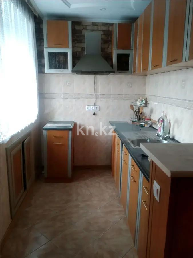 Продажа 3-комнатной квартиры, 61 м², ул. Керамическая, дом  82 в Караганде - фото 2