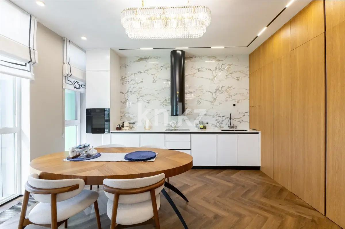 Продажа 4-комнатной квартиры, 135 м², ул. Акмешит, дом  1 в Астане - фото 5