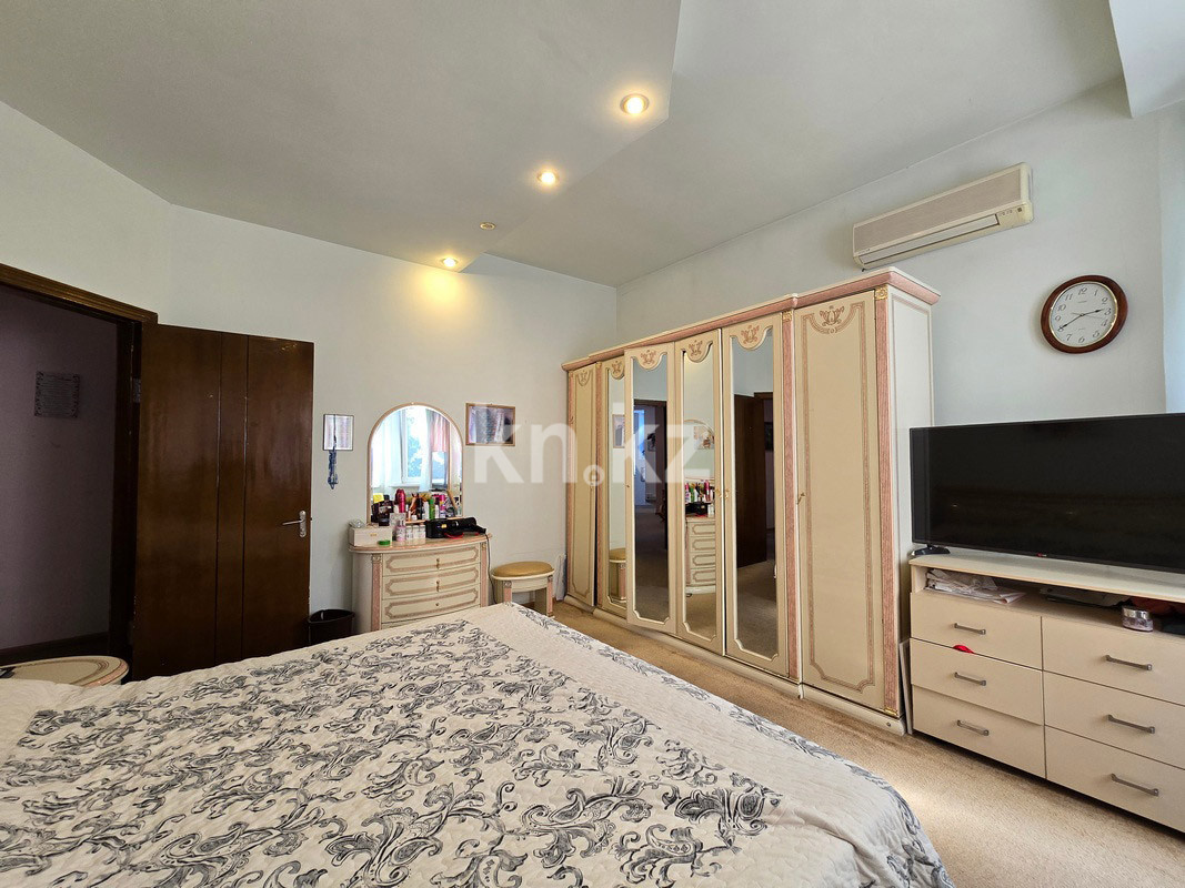 Продажа 5-комнатного дома, 209 м², ул. Ладушкина, дом  173 в Алматы - фото 35