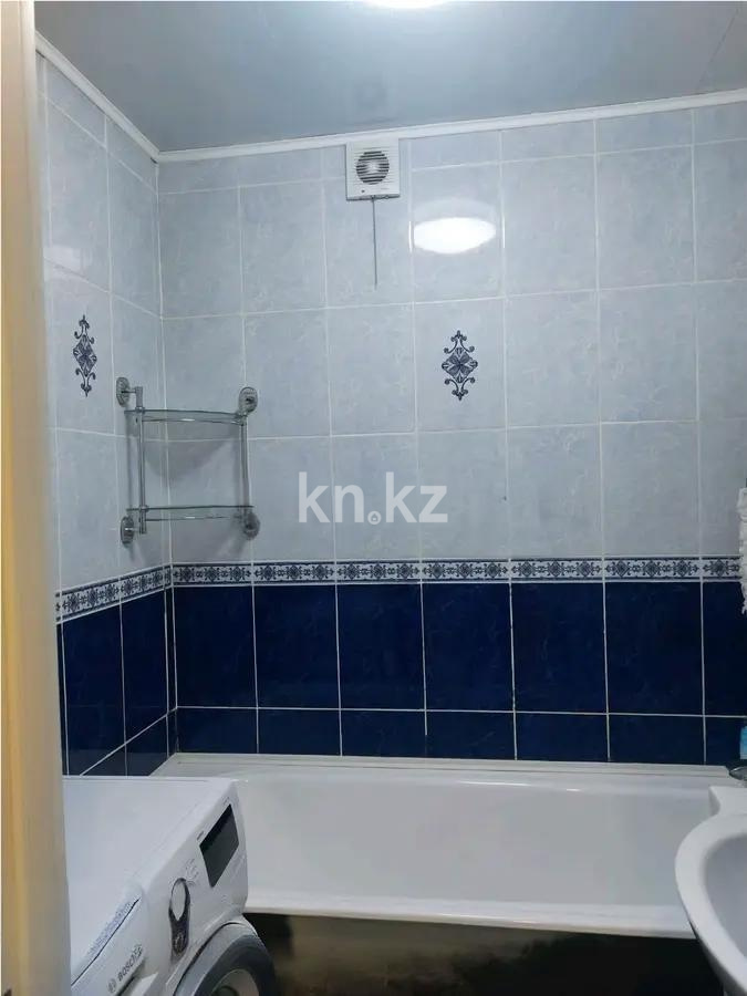 Продажа 4-комнатной квартиры, 100 м², ул. Победы, дом  159/2 в Караганде - фото 6