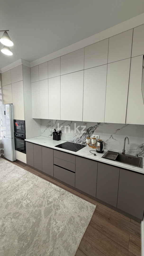 Аренда 1-комнатной квартиры, 38 м² в Астане