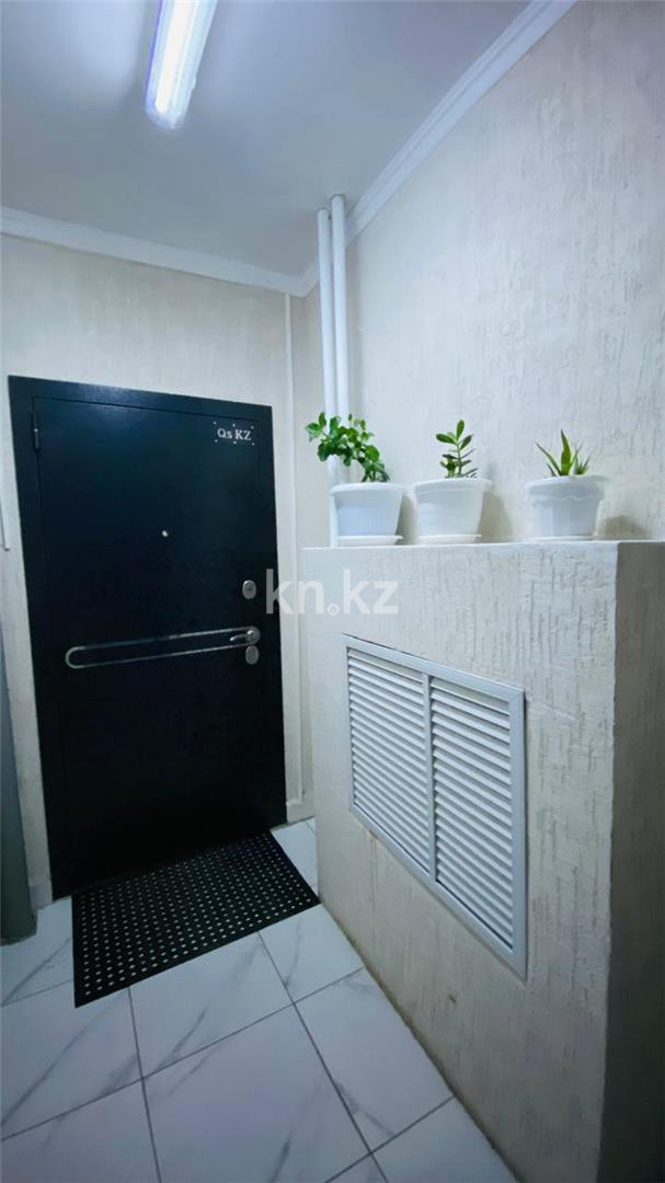 Продажа 4-комнатной квартиры, 110 м², ул. Муканова в Караганде - фото 31