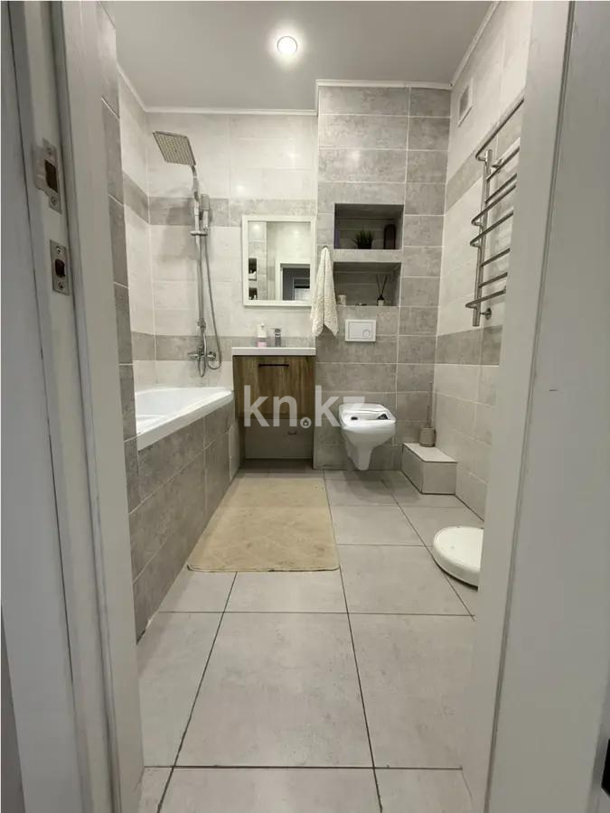 Продажа 3-комнатной квартиры, 69 м², ул. Сарыарка, дом  6 в Караганде - фото 4