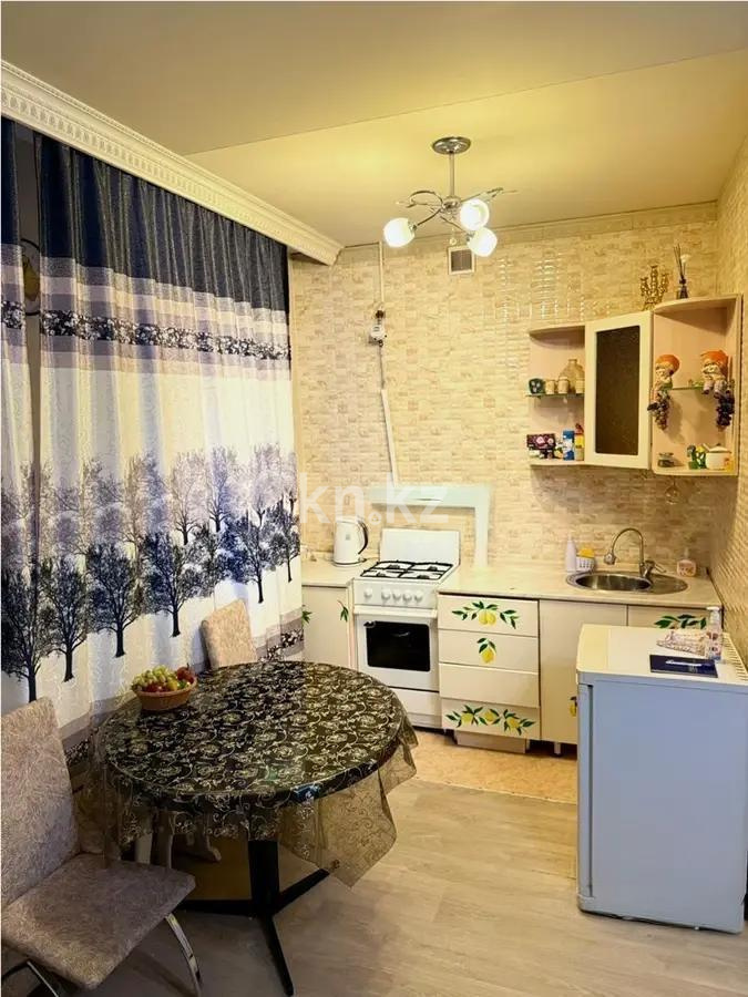 Продажа 1-комнатной квартиры, 30 м², пр. Назарбаева, дом  17 в Караганде - фото 2