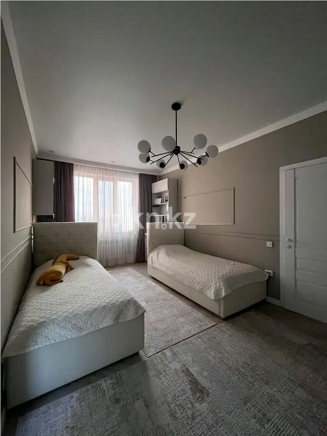 Продажа 2-комнатной квартиры, 60.9 м², мкр-н Калкаман-1, дом  5/7 в Алматы