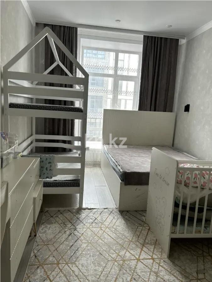 Продажа 3-комнатной квартиры, 72 м² в Караганде