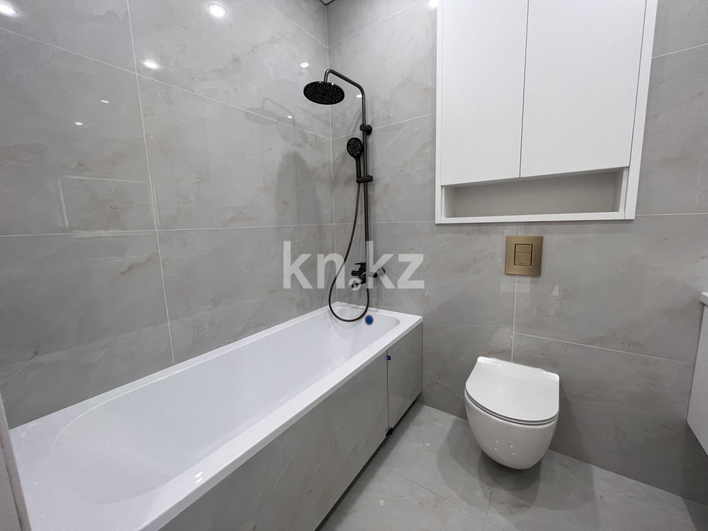 Продажа 2-комнатной квартиры, 43.2 м² в Астане - фото 9