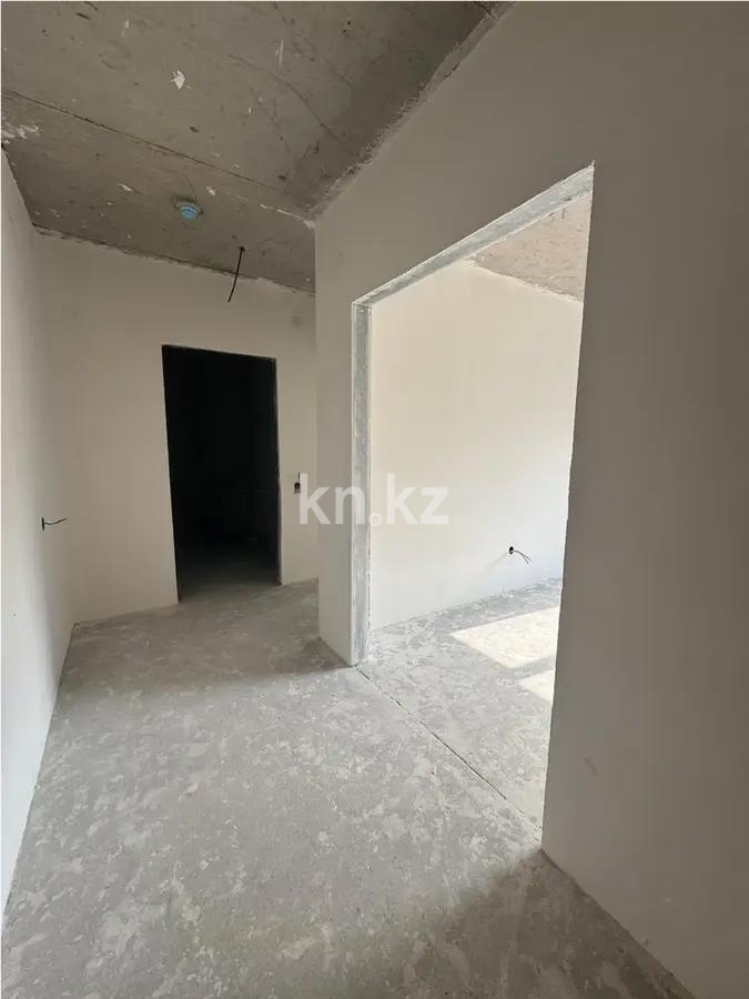 Продажа 1-комнатной квартиры, 43 м², ул. Момышулы, дом  10/12 в Алматы - фото 2