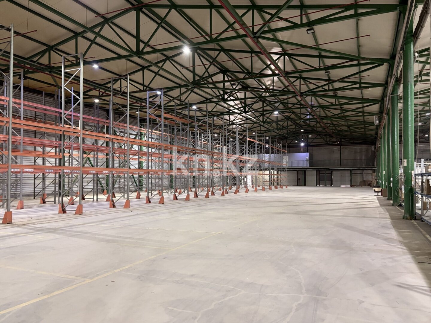 Аренда базы, 4300 м² в Алматы